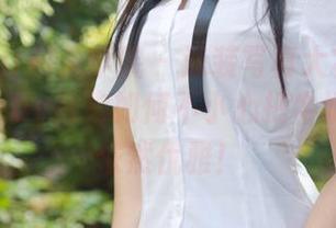 MFStar模范学院 – 泳装写真大赏：NaNa_baby教你如何不小心把牛奶洒了也依然优雅！