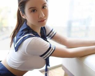 MFStar模范学院 – 图集中的草莓兔兔：是不是该给这瑜伽加个草莓味的标签？