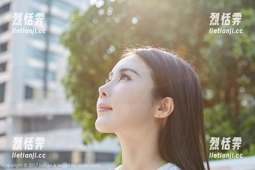 MiiTao蜜桃社 - 吴凯莉Kelly姐姐来了！准备好迎接她超有趣的作品集和不可思议的资源！