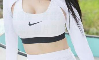 MyGirl美媛馆 – 套装？不，是李七喜和她的定制梦想，图片里的每一丝细节都在讲故事