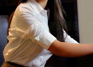 PANS – 小心！Cici美脚图包，免费但让人迷失方向！