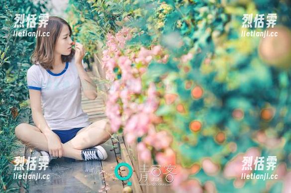 TGOD推女神-琪琪qlql TGOD推女神 - 私房美图之旅:跟着琪琪qlql体验兔女郎的青春性感,太有趣了!