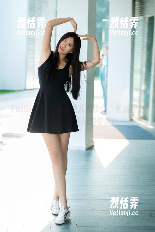 TuiGirl-松果儿 TuiGirl - 跟随松果儿的步伐,套装图集分享让你猜不到的惊喜!