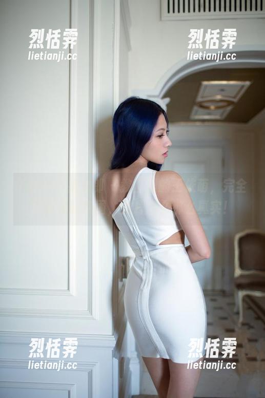 TuiGirl推女郎 - 教室里的王依萌，完全没圣光的氛围，图片怎么那么真实！
