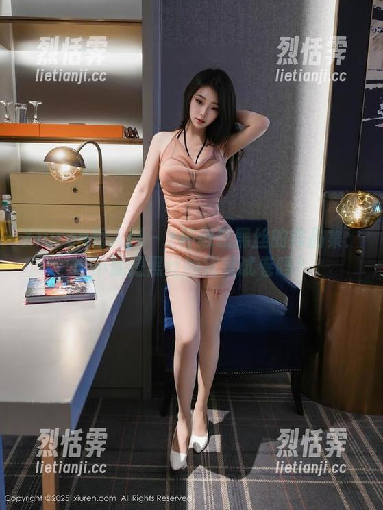 Xiuren秀人网 - z杯悠悠黑丝的作品集：这不就是黑丝的完美试卷吗？