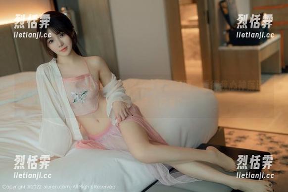 Xiuren秀人网 - 七七kiko兔女郎最新原图，看得我心神荡漾，咋还可以这么好看？