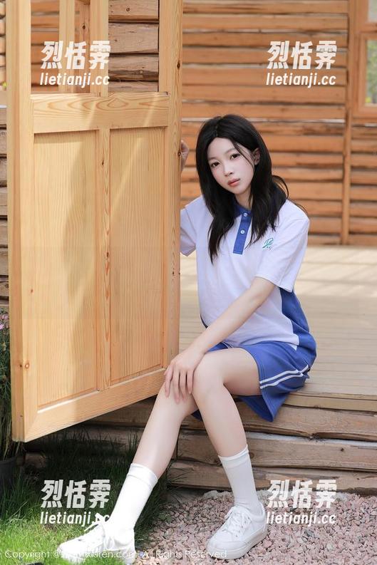 Xiuren秀人网-周慕汐fairy Xiuren秀人网 - 不止是职场—周慕汐fairy的制服OL合集,快来下载看看吧!
