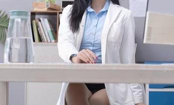 Xiuren秀人网 – 致敬肉丝的光辉，孟狐狸FoxYini的照片合集让人忍不住想要…