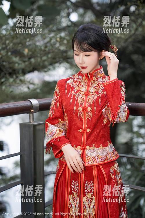 Xiuren秀人网 - 小夕Kitty毛衣，原图直击灵魂，无圣光下的温柔瞬间…这是什么魔法？