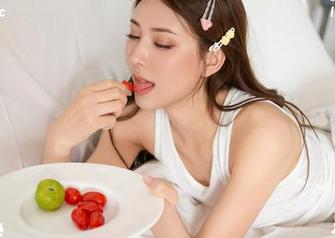 Xiuren秀人网 – 杨晨晨sugar夏日图集更新，这波操作真是辣眼睛，但又停不下来啊！