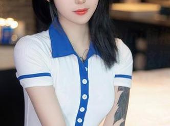 Xiuren秀人网 – 糯美子mini旗袍作品新分享，看到的瞬间我只想说：这裙子我也想穿，但我怕摔倒！