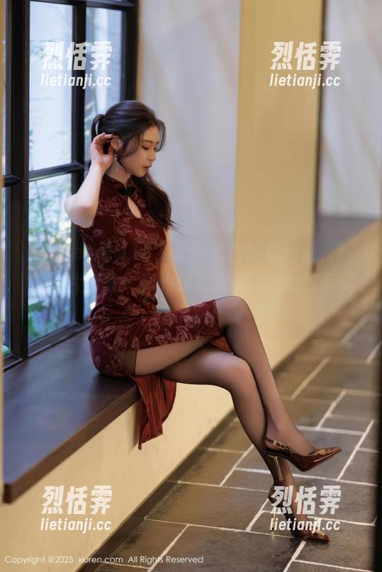 Xiuren秀人网 - 无敌显白的陈怡曼，纯白图片合集，真的是...差点被她的气质晃瞎了眼！