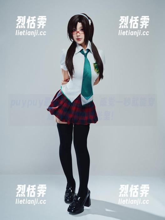 puypuy puypuy最新红裙套图,感觉一秒就能穿越到幸福的时光里!