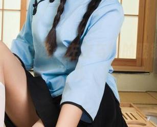 丽柜 – 私拍甄选：左左与她的眼镜那些事儿