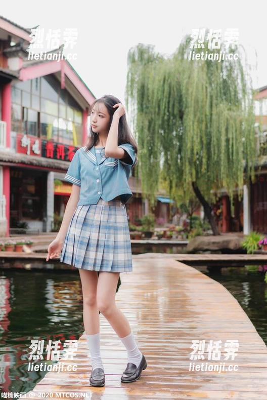 喵糖映画那些黑丝少女，竟然在无圣光里显得更加清纯？