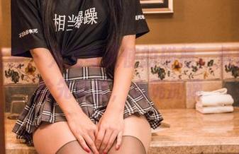 头条女神 – 火儿与天使的碰撞，免费图集抢先体验，心跳加速