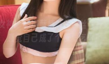 头条女神 – 跟随蔡楠新的黑丝写真更新，感觉自己成了个视觉乞丐！