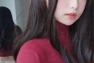 这图包太好用了吧？免费获取女主K的校服写真，真是太有意思了！