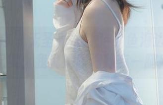 少女秩序 – 无圣光+美图=小鱼海边的约会纪实：我说她跟海鸥有一腿！