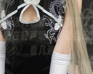 尤果网 – 王语纯最新写真集来了：泳池里的她，仿佛在轻声呢喃，让我忍不住想多看几遍。