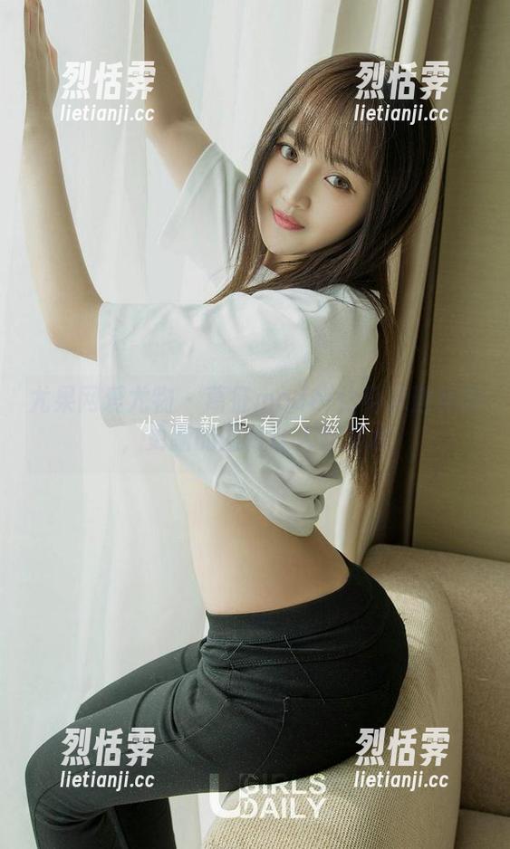 尤果网爱尤物 - 葛征model化身泳池女神，更新的图片让人想溺水