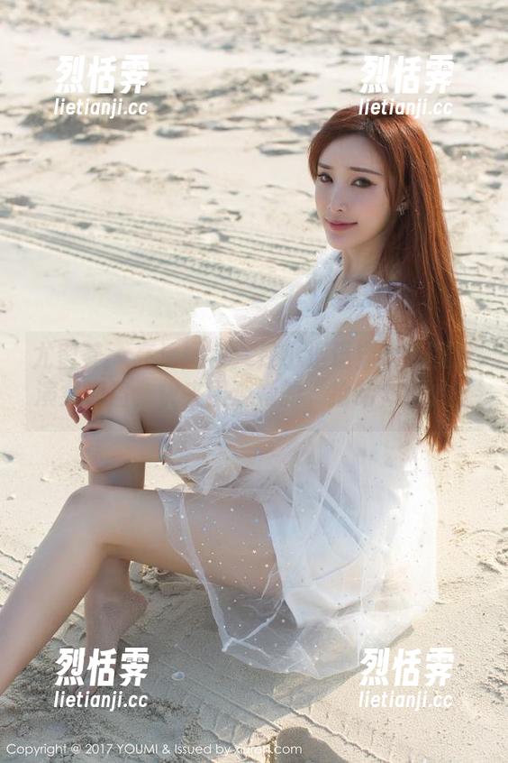 尤蜜荟-是小逗逗 尤蜜荟 - 高清图包:是小逗逗穿水手服扮演女海盗,快来围观她的“抢劫”魅力!