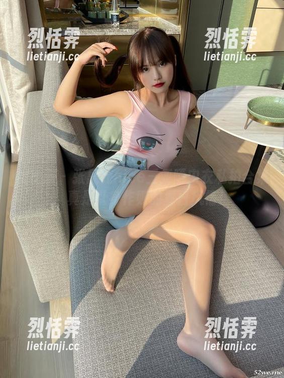 微密圈 - 张思允nice三亚晒内衣私拍合集：真是以身作则的夏日风情！