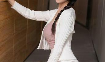 牛仔裤里的故事：抖娘利世全套图包，让你销魂不已！