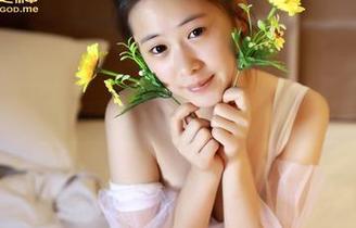 推女神 – 美图与纯白奇遇：张雨涵的写真让人一秒陷入幻想！