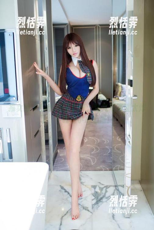 推女郎 - Lina御姐全集：这气场简直太炸了，下载后小心心脏！