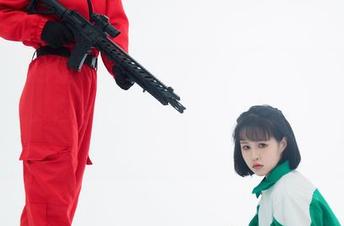 旅拍中的星澜是澜澜叫澜妹呀，天然的美图资源，向你展示什么叫随手一拍都是风景。
