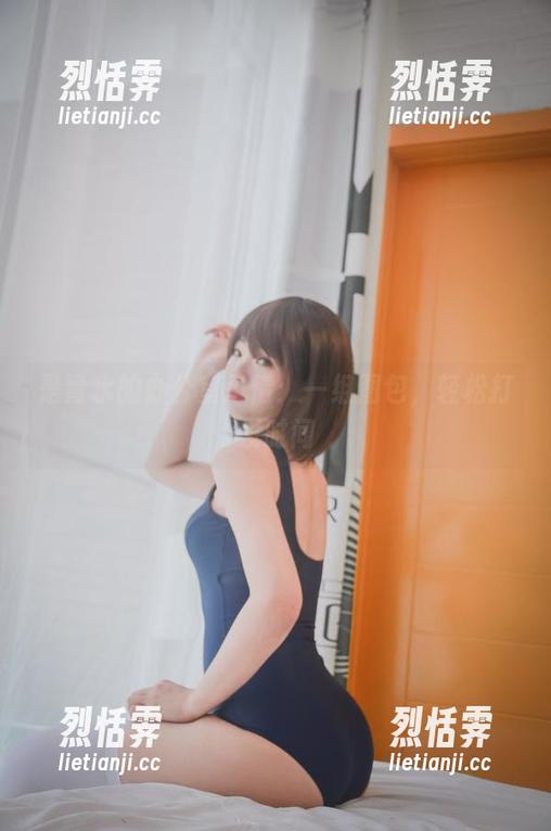 是青水 是青水的办公室风情:一组图包,轻松打发时间