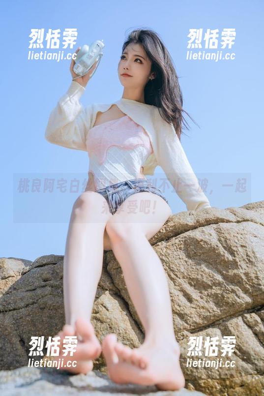 桃良阿宅白丝图集：福利不止一波，一起来享受吧！