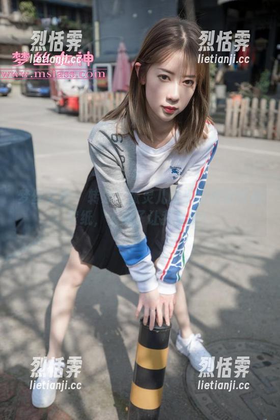 梦丝女神-张灵儿 梦丝女神 - 转发!张灵儿的温柔原图终极壁纸,太美了让我晕倒!