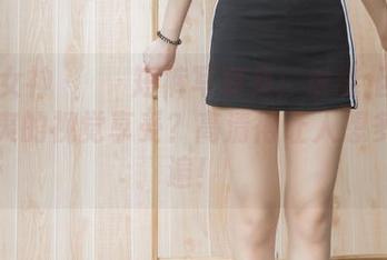 梦丝女神 – 玥玥短裤写真集：谁能拒绝这种清爽的视觉享受？高清得让人想多看几遍！