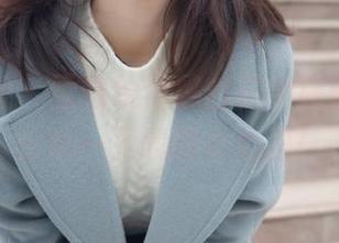 梦丝女神 – 雪馨给你黑丝袜学院的原图，分享一下我的小心思！