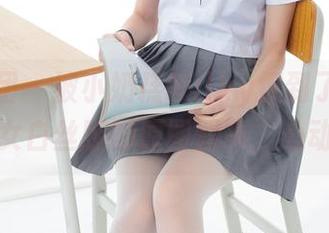 森萝财团 – 被小奶糕Milky撩到了！双马尾美少女白丝腿的原图图集，心动不已！