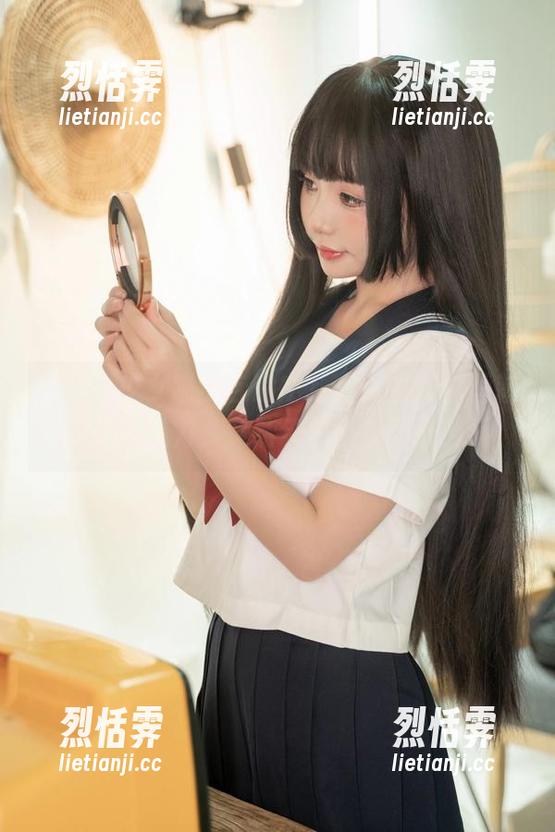 在爆机少女喵小吉的定制写真里，永恒魅魔的魅力，竟然承包了我的心！