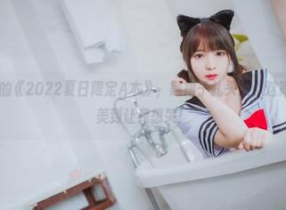 疯猫ss出的《2022夏日限定A本》，黑裙子扎头发，这简直是…完美到让我想哭！