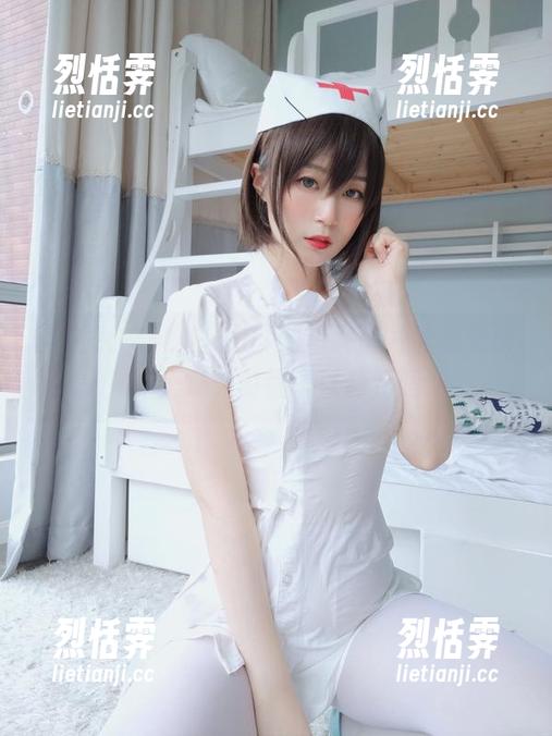 圣诞2023，白银81的写真图片让我觉得，天哪，时间可以静止吗