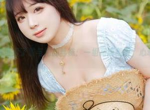 皮皮奶可可爱了啦与她的丝袜：一组高清美图，心动不已！