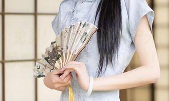 秀人网 – 免费！lucky咏丹户外图片，一秒变身阳光女孩的秘籍！
