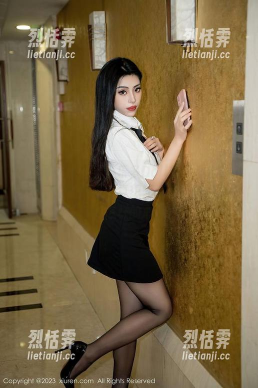秀人网-养乐多Doll 秀人网 - 来看看养乐多Doll的可爱合集吧,分享她的故事,真想知道每一张后面都藏着怎样的心情。