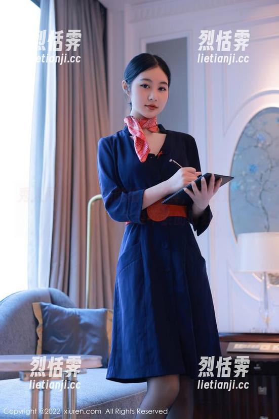 秀人网 - 唐翩翩的婚纱写真，不仅是美丽，更是让人忍俊不禁的时刻！