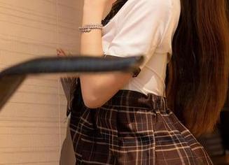 秀人网 – 安然儿的白色套图：无圣光的纯粹，看看你会有什么想法？