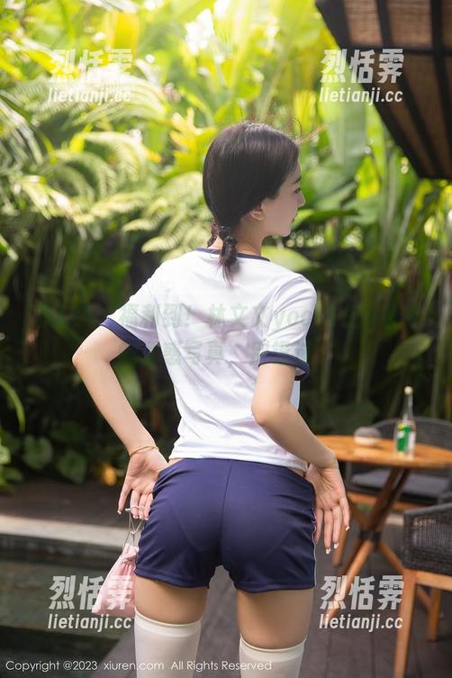 秀人网-林文文yooki 秀人网 - 福利到!林文文yooki在瑜伽中的诱惑写真,别错过!