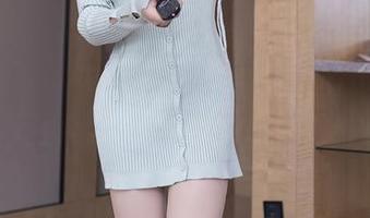 秀人网 – 从未见过的在线沐沐baby，裸足图集简直是视觉的解放！