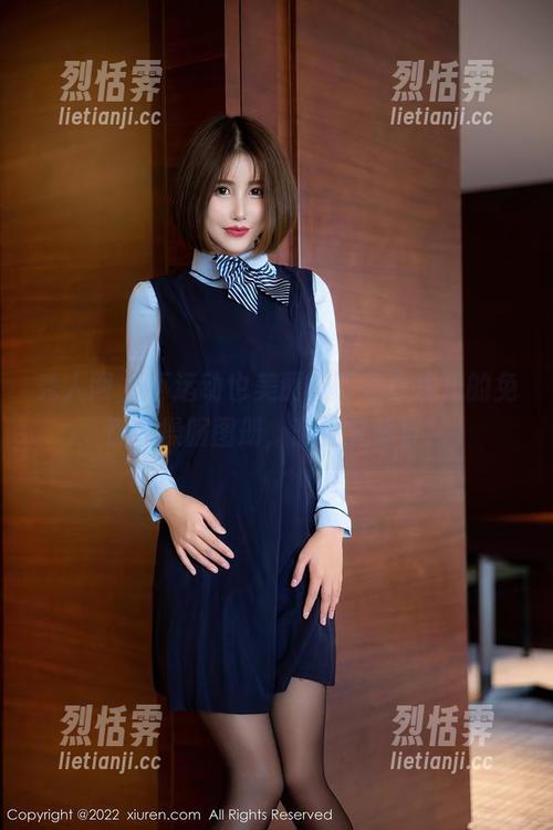 秀人网-白浅浅 秀人网 - 不运动也美丽,下载白浅浅的免费体操服图册,随性又俏皮!