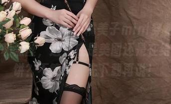 秀人网 – 噢，天哪，糯美子mini穿着粉色衬衫和黑丝，这到底是美图还是在给我画饼？不管了，先下载再说！