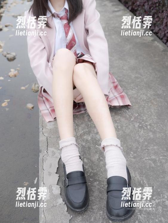 紧急企划 - 短裙分享，梦想变成现实：跟五更百鬼一起追逐那些不羁的风！